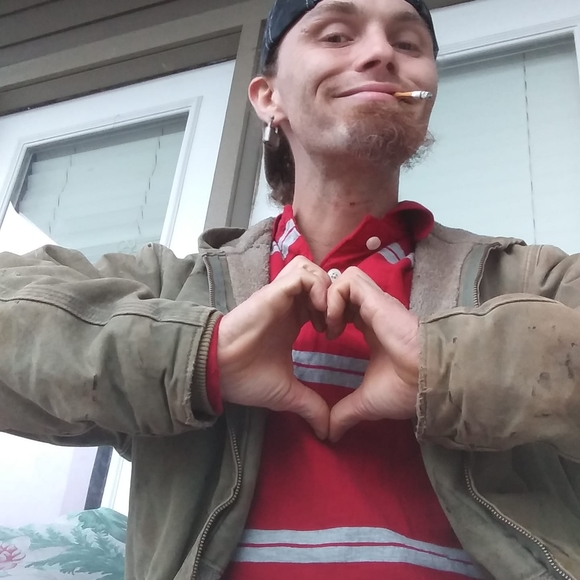 Meet your Posher, Josh - Picture 1 of 1